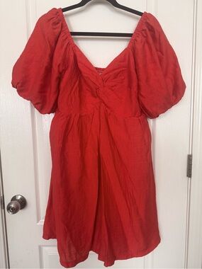 &merci Women’s Medium Red Puff Sleeve midi Dress Smoked Back Twist Front